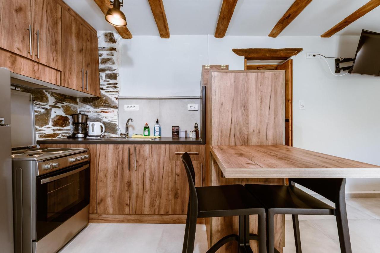 Appartement Ellafos Traditional Living